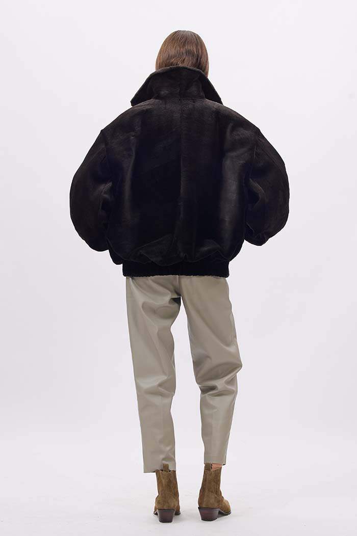 Куртка из меха стриженной норки со съемными рукавами